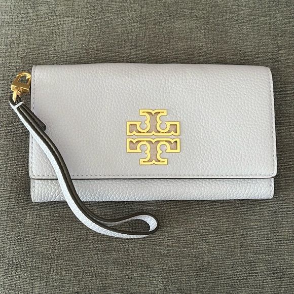 Tory Burch wristlet wallet - lavender - Picture 1 of 7